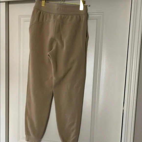 Lululemon Scuba High-Rise Joggers- Trench - Picture 8 of 9
